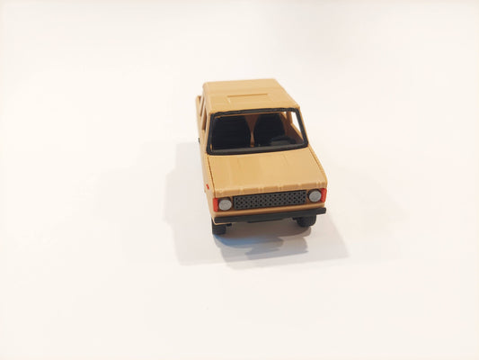 FSR Tarpan 233 – 1:43 Scale Kit Card