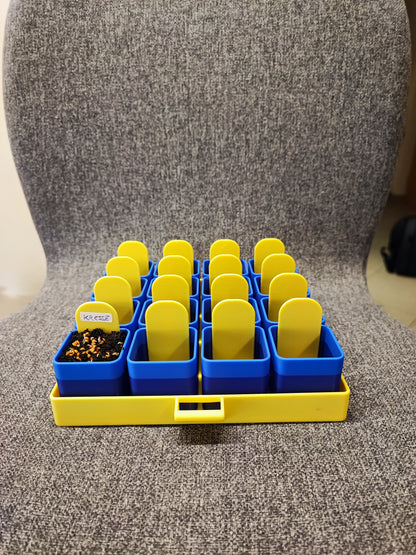 Seed Starter Kit with Lift Spoon & Water Reservoir – 16 Pot Garden Tray