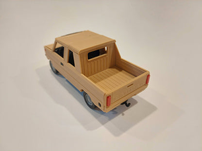 FSR Tarpan 233 – 1:43 Scale Kit Card