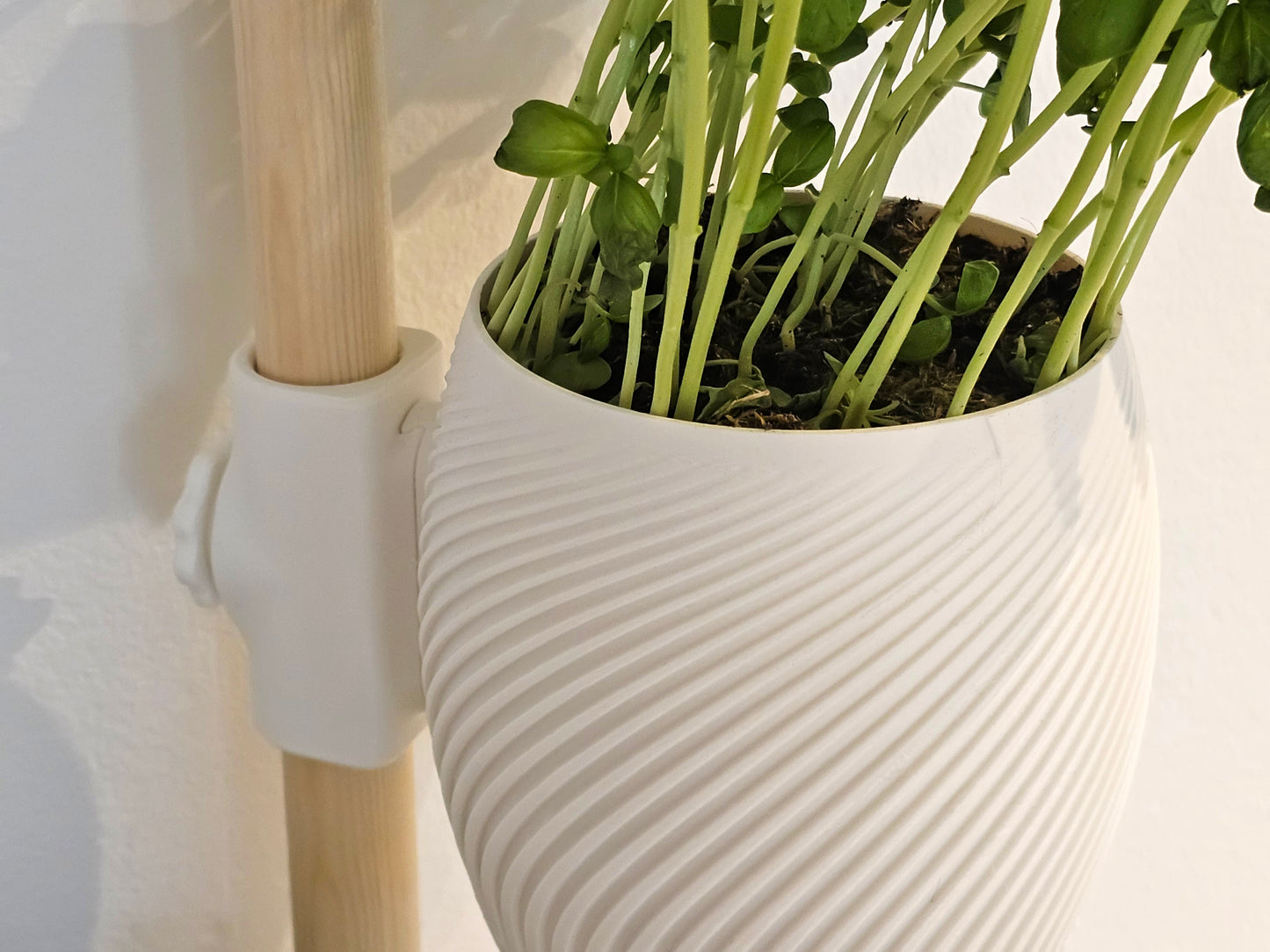 3D Printed Hanging Planter Organizer