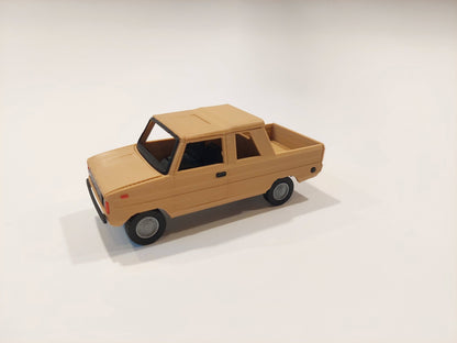 FSR Tarpan 233 – 1:43 Scale Kit Card