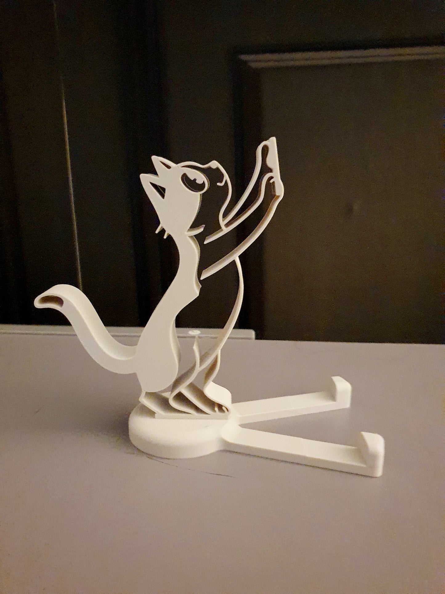 Cute Cat Phone Stand