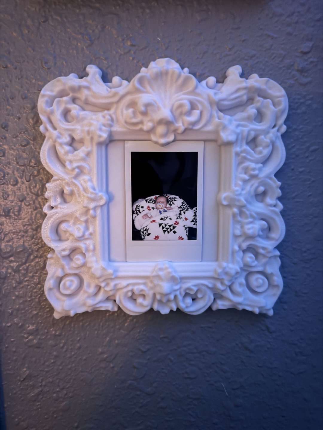 Baroque-Style Picture Frame – 3D Printed Ornate Mini Frame