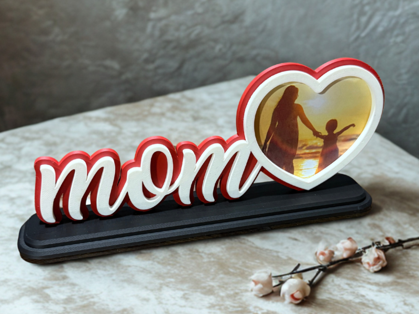 Photo Frame – Mother’s Day “Mom with Heart” Edition